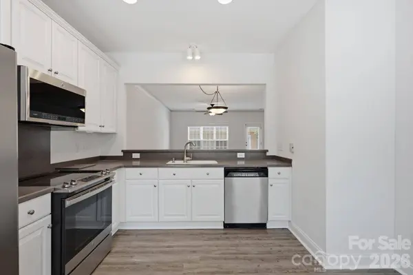 814 Cattaloochee LN, Huntersville, NC 28078
