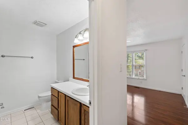 28 Riverwalk TER, Durham, NC 27704
