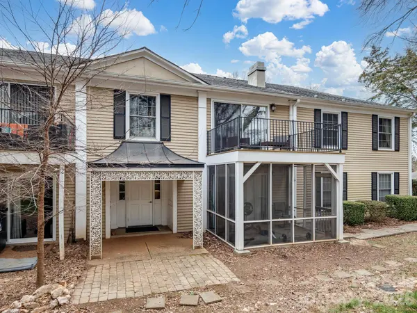 7034 Quail Hill RD, Charlotte, NC 28210