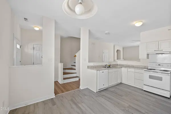 8309 Glenwood Springs CT, Raleigh, NC 27616