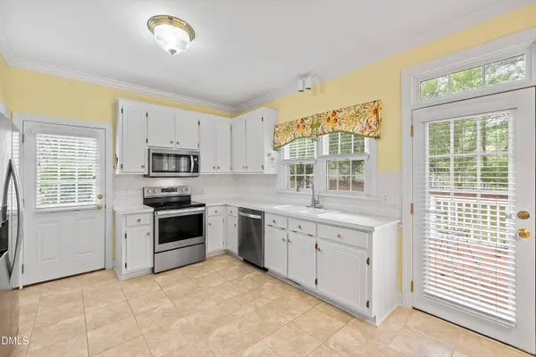 3012 Dahlgreen RD, Raleigh, NC 27615