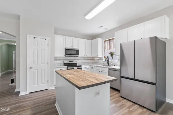 2129 Maizefield LN, Fuquay Varina, NC 27526