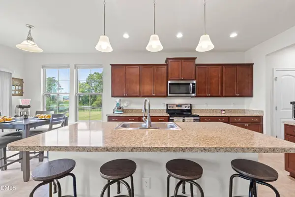 1565 Sage Tree DR, Zebulon, NC 27597