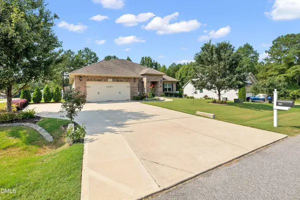 410 Crosscreek LN, Angier, NC 27501