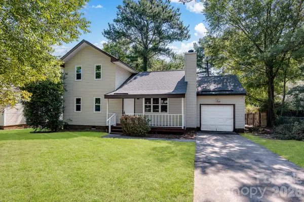 5300 Rolling Oak LN