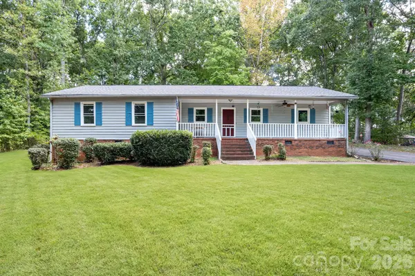 1732 Forest Lake DR
