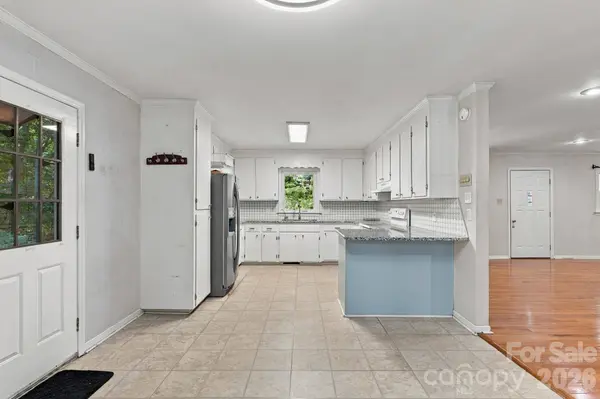 1732 Forest Lake DR, Rock Hill, SC 29732