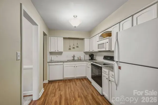 7034 Quail Hill RD, Charlotte, NC 28210