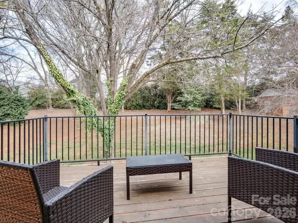 7034 Quail Hill RD, Charlotte, NC 28210