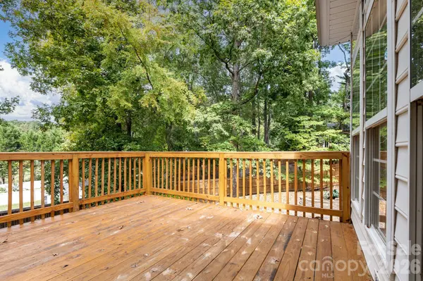124 Doby Creek CT, Fort Mill, SC 29715