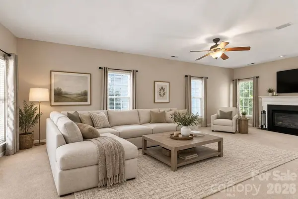 12025 Harmon LN, Charlotte, NC 28134