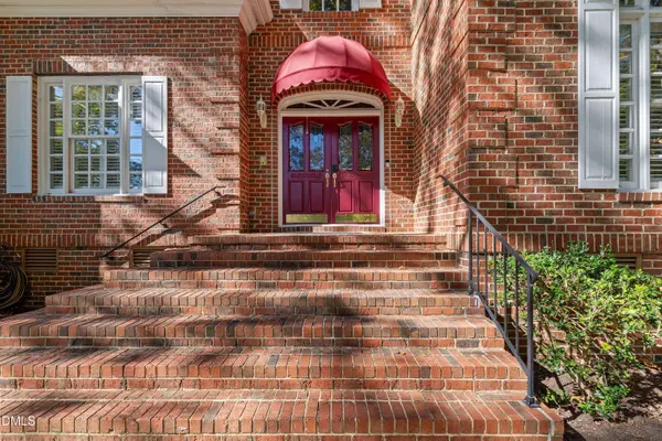 5 Moss Creek CT, Durham, NC 27712