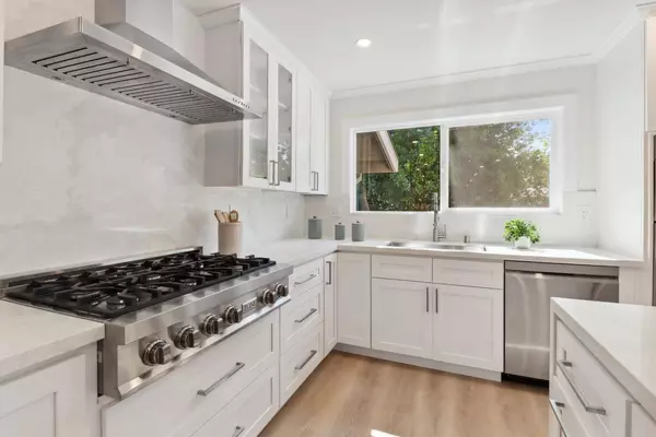 1917 Alpine PL, Davis, CA 95616