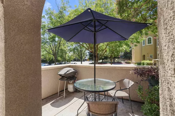 2480 Genova ST #6, West Sacramento, CA 95691