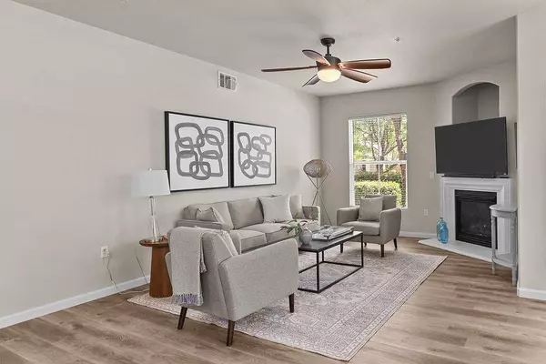 2480 Genova ST #6, West Sacramento, CA 95691