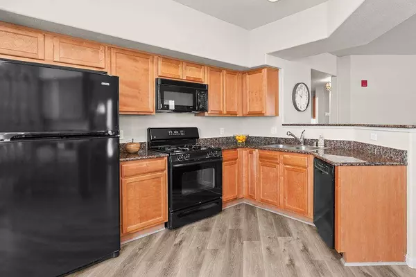 2480 Genova ST #6, West Sacramento, CA 95691