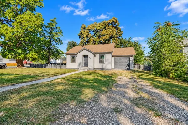 705 N 9th Ave, Caldwell, ID 83605