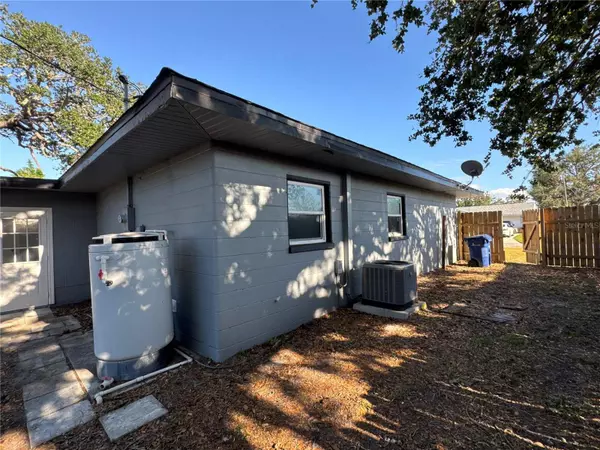 426 MAGNOLIA RD, Venice, FL 34293