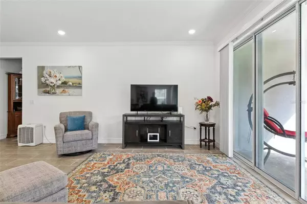 2456 NABBLE LN, North Port, FL 34288