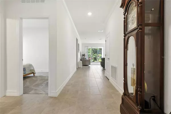 2456 NABBLE LN, North Port, FL 34288