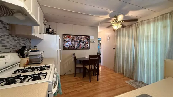 5733 HOLIDAY PARK BLVD, North Port, FL 34287