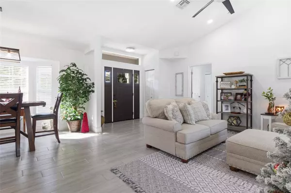 5986 PONCE DE LEON BLVD, North Port, FL 34291