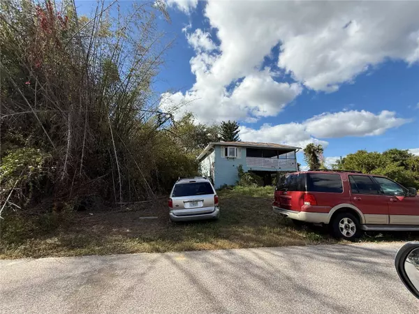 2027 MIDNIGHT ST, Port Charlotte, FL 33948