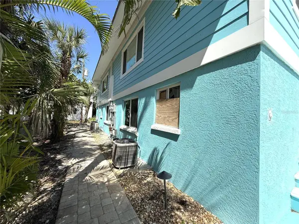 1290 SHORE VIEW DR #5, Englewood, FL 34223