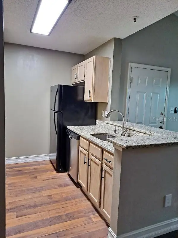 4037 CROCKERS LAKE BLVD #25, Sarasota, FL 34238