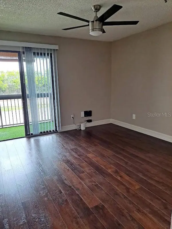 4037 CROCKERS LAKE BLVD #25, Sarasota, FL 34238