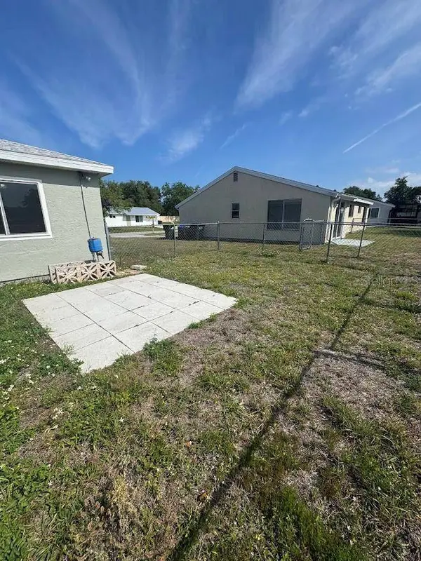 2422 ROXBURY CIR, North Port, FL 34287