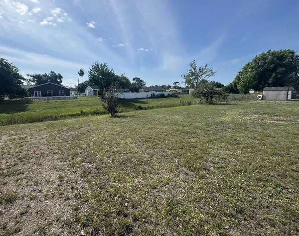 2422 ROXBURY CIR, North Port, FL 34287