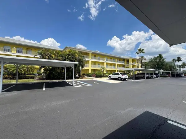2060 WILLOW HAMMOCK CIR #105, Punta Gorda, FL 33983