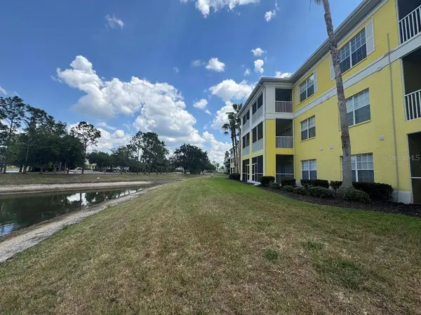 2060 WILLOW HAMMOCK CIR #105, Punta Gorda, FL 33983