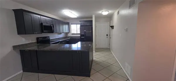 6033 34TH ST W #136, Bradenton, FL 34210