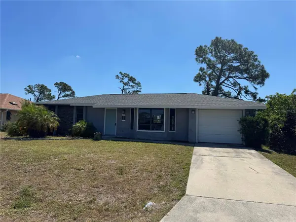 455 LENOIR ST NW, Port Charlotte, FL 33948