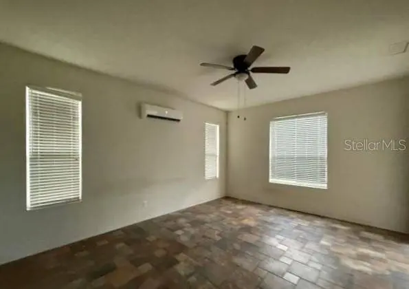 2531 HOBBLEBRUSH DR, North Port, FL 34289
