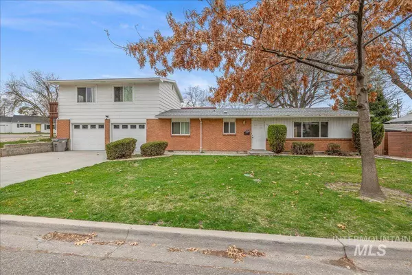 1329 S Michigan Ave, Boise, ID 83706