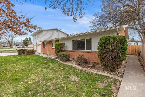 1329 S Michigan Ave, Boise, ID 83706