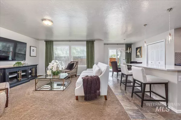 10669 Blue Springs St, Nampa, ID 83687