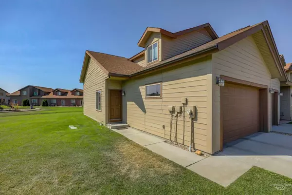 35 1 Mangum Cir, Donnelly, ID 83615