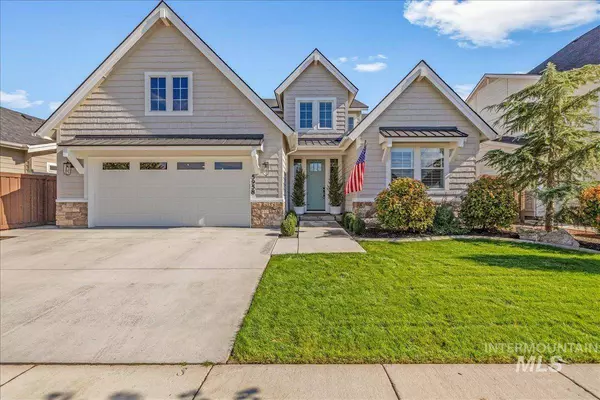 5958 N Colosseum Ave, Meridian, ID 83646