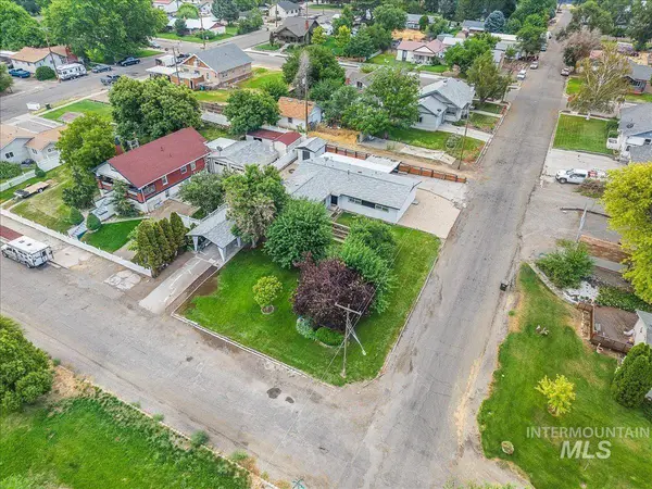 289 W Arthur, Glenns Ferry, ID 83623