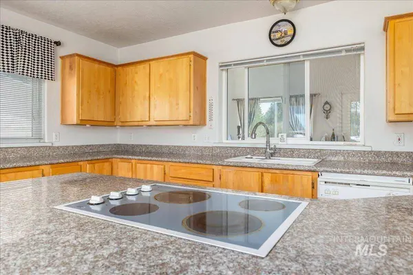 13159 Cameron Dr., Donnelly, ID 83615