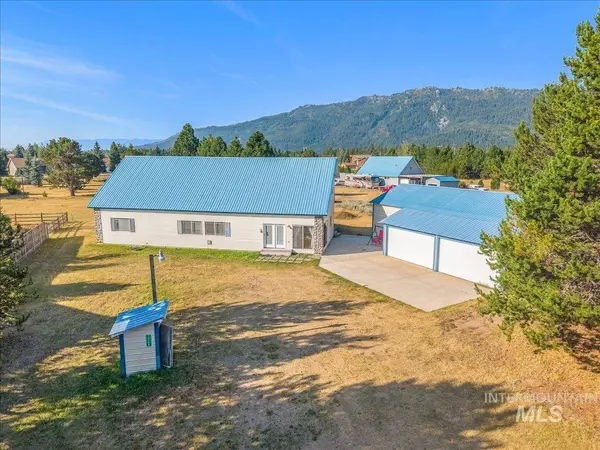 13159 Cameron Dr., Donnelly, ID 83615
