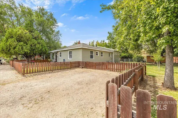 2405 S Scarlet St., Boise, ID 83706