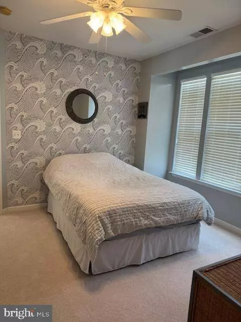 10119 ORLAND STONE DR, Bristow, VA 20136