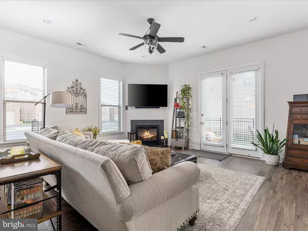 42788 MACBETH TER, Ashburn, VA 20148