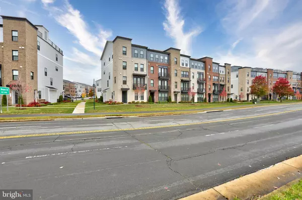 43330 FARRINGDON SQ, Broadlands, VA 20148