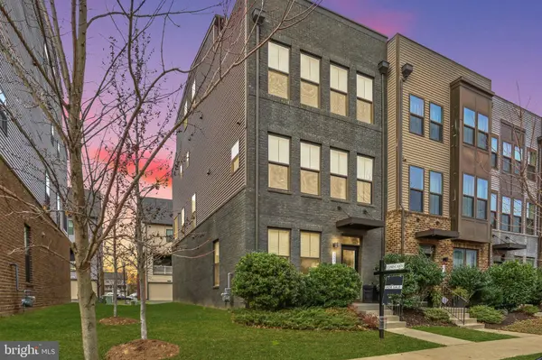 22315 TEES TER, Ashburn, VA 20148